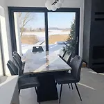 Villa Nad Sama Woda Luksusowy Dom Nad Jeziorem Z Prywatnym Pomostem I Jacuzzi Pasym