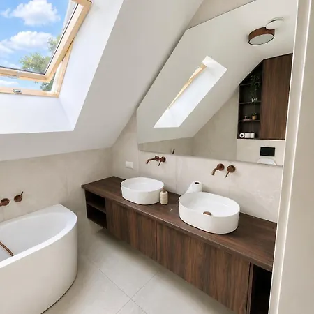 Nad Sama Woda Luksusowy Dom Nad Jeziorem Z Prywatnym Pomostem I Jacuzzi Villa *