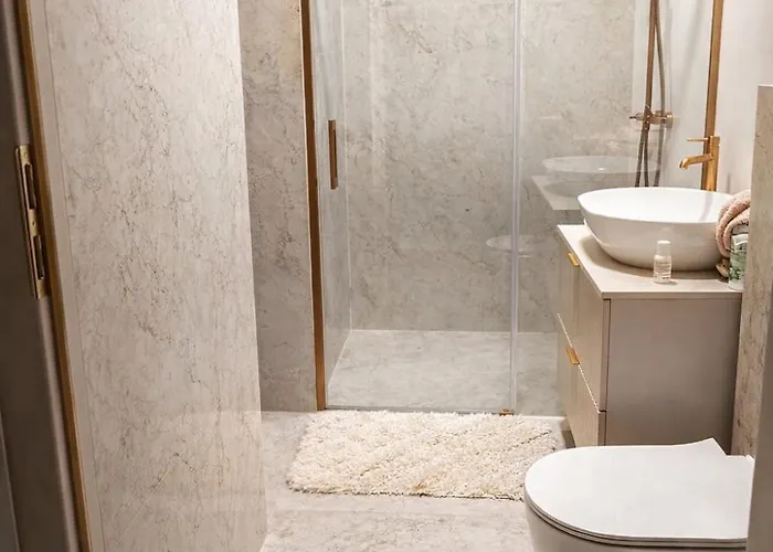 Nad Sama Woda Luksusowy Dom Nad Jeziorem Z Prywatnym Pomostem I Jacuzzi *